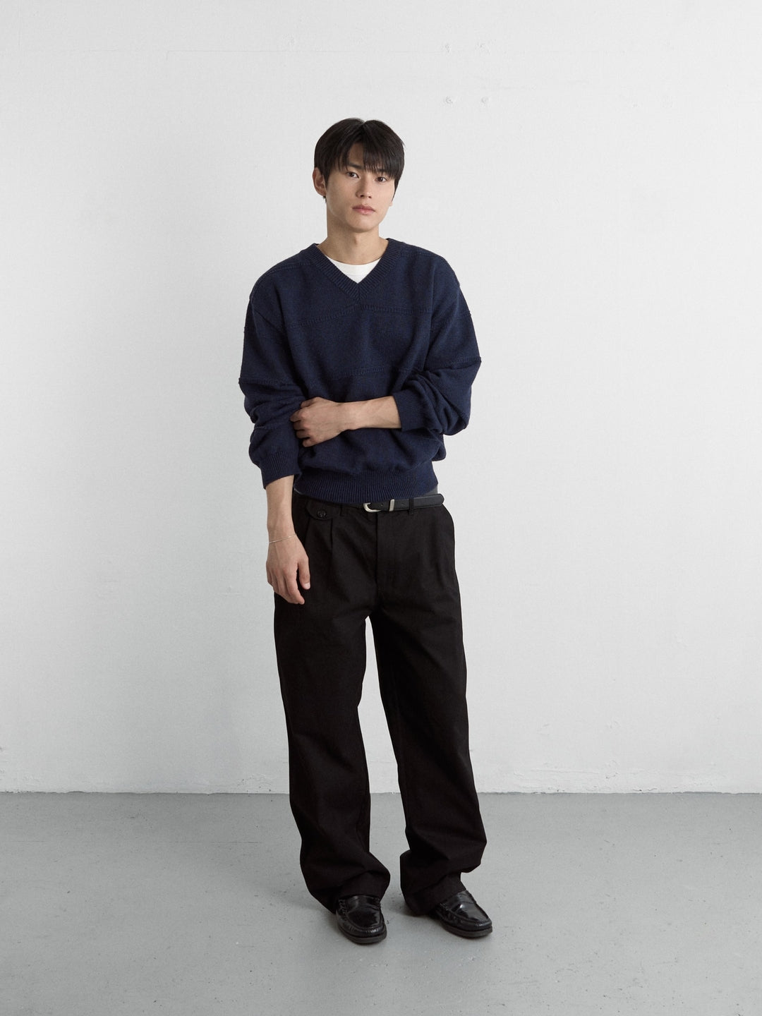 Cable Stripe V-Neck Knit (Navy)