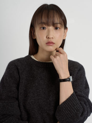 Shaggy Dog Round Knit (Charcoal)