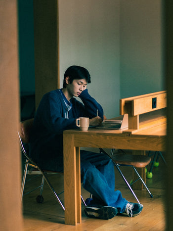 Fine Wool Roundneck Cardigan (Brown)