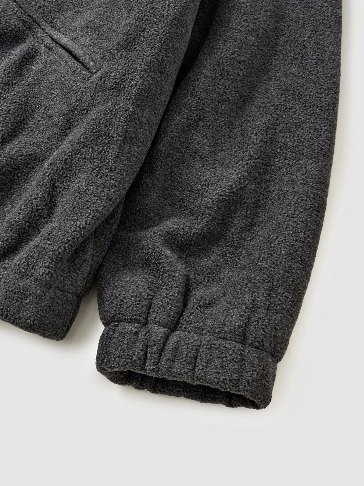Two-tone Strap Fleece Jacket (Charcoal)