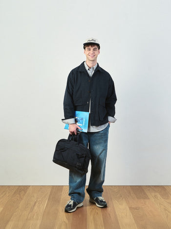 Loose Fit Pin-tuck Denim Pants (Mid Indigo)