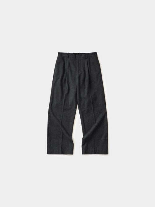 City Light Wool Pin-tuck Trouser (Black)