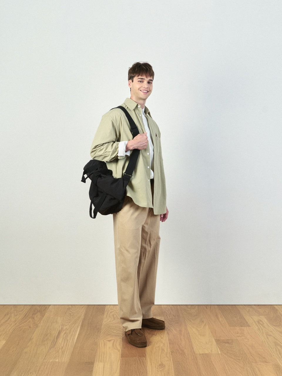 Everyday Officer Chino Pants (Khaki)