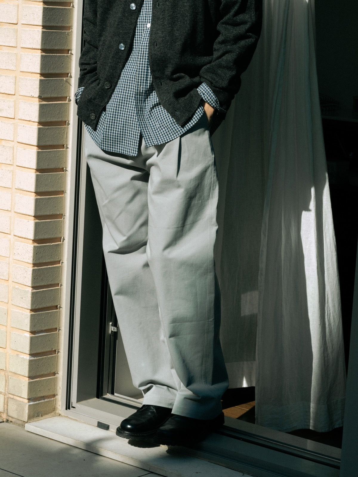 City Worker Pin-tuck Trouser (Blue Gray)
