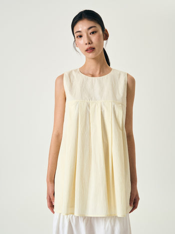Pleats Sleeveless Top (Ivory)