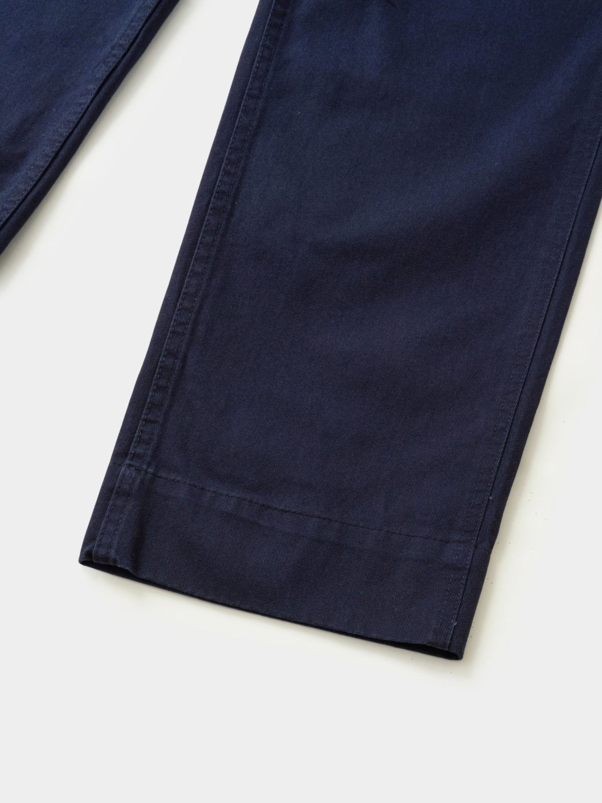 Essential Classic Chino Pants (Navy)