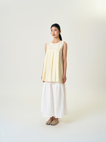 Pleats Sleeveless Top (Ivory)