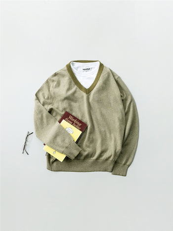 (W)Pin-Stripe V-neck Knit - Olive | W0 (S)