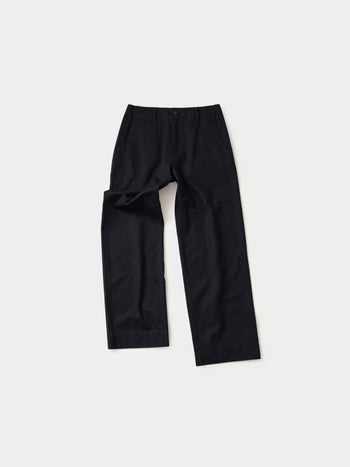 Essential Classic Chino Pants (Black)