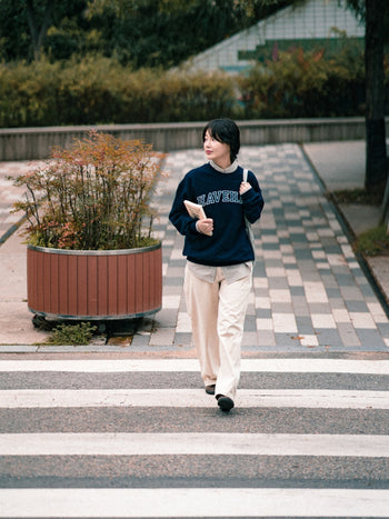 Classic Slab Logo Sweatshirts (Navy)