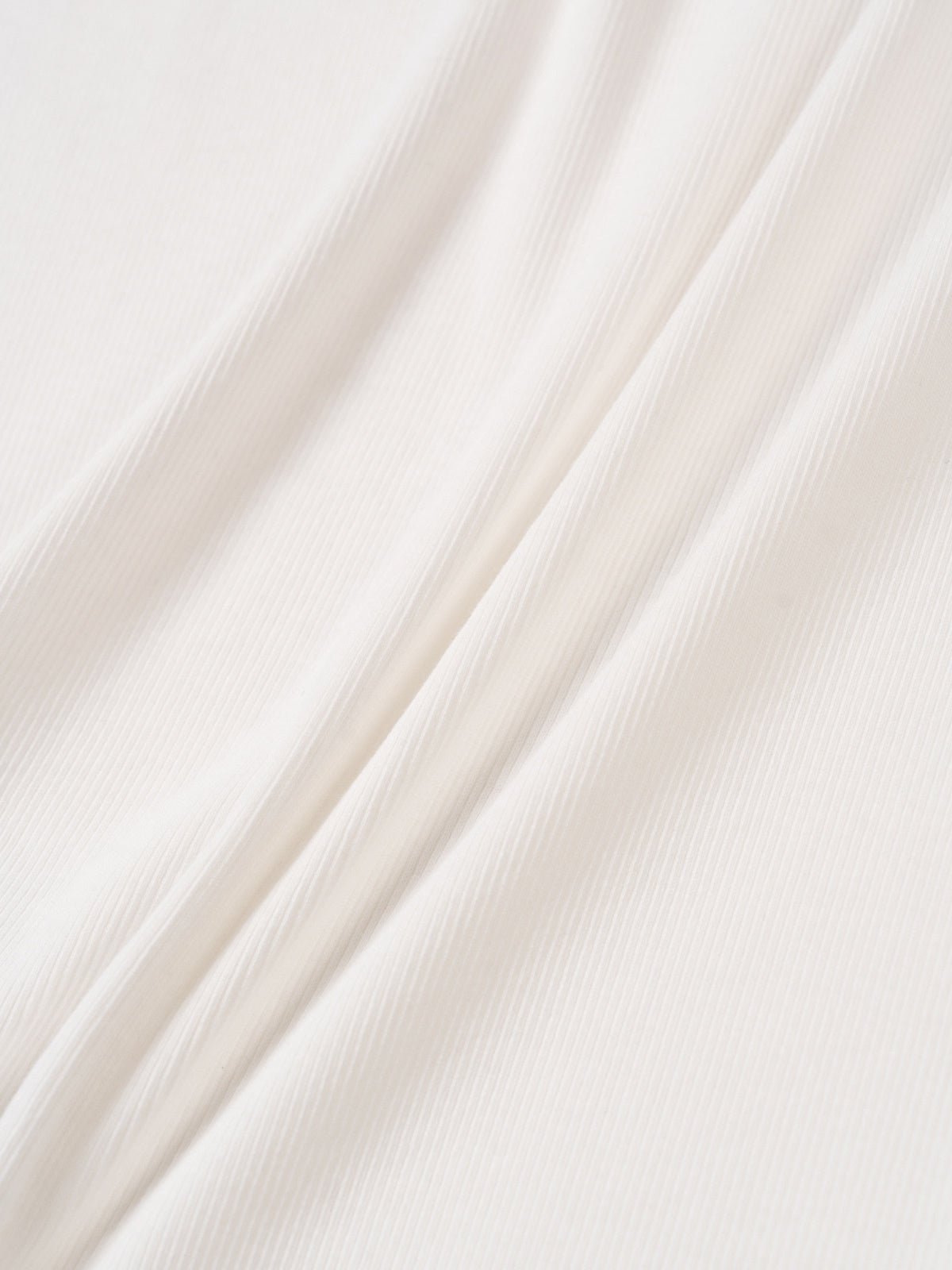 U-neck Sleeveless Top (White)