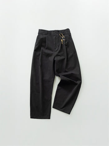 City Worker Pin-tuck Trouser (Black)