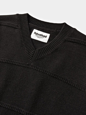 Cable Stripe V-Neck Knit (Black)
