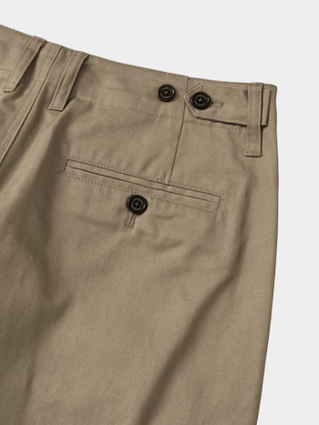 Essential Classic Chino Pants (Beige)
