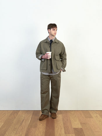 City Worker Pin-tuck Trouser (Khaki Gray)