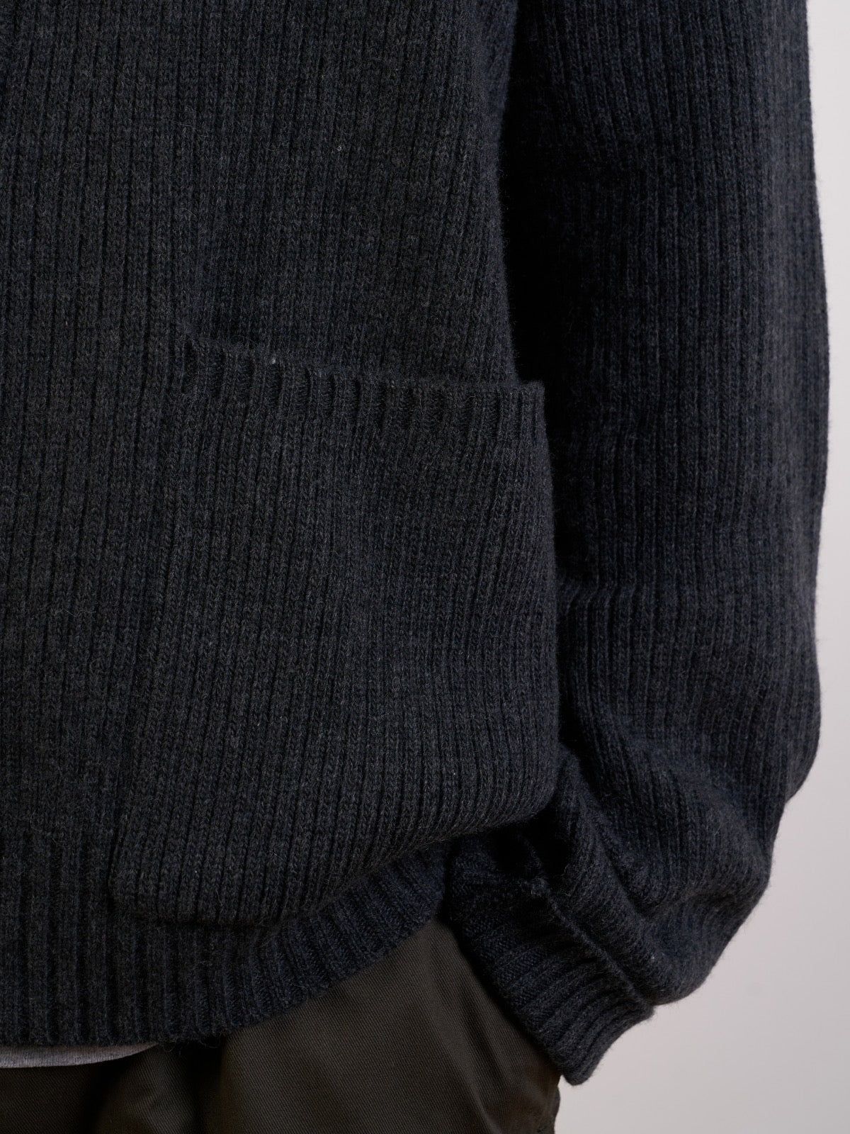 Daily Fine Wool Cardigan (Charcoal)