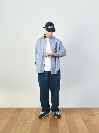Loose Fit Pin-tuck Denim Pants - Mid Indigo | A2 (L)