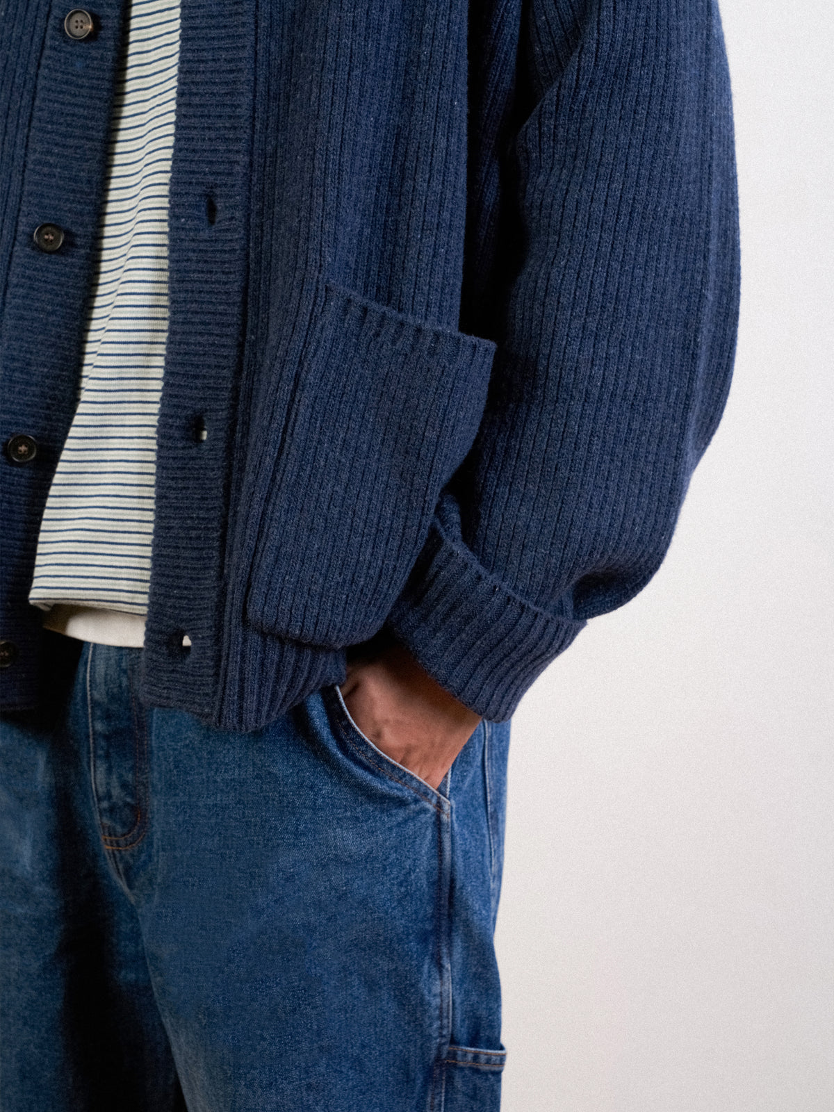 Daily Fine Wool Cardigan (Navy)