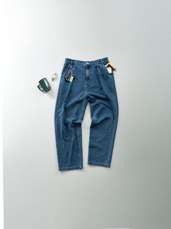 Loose Fit Pin-tuck Denim Pants (Deep Indigo)